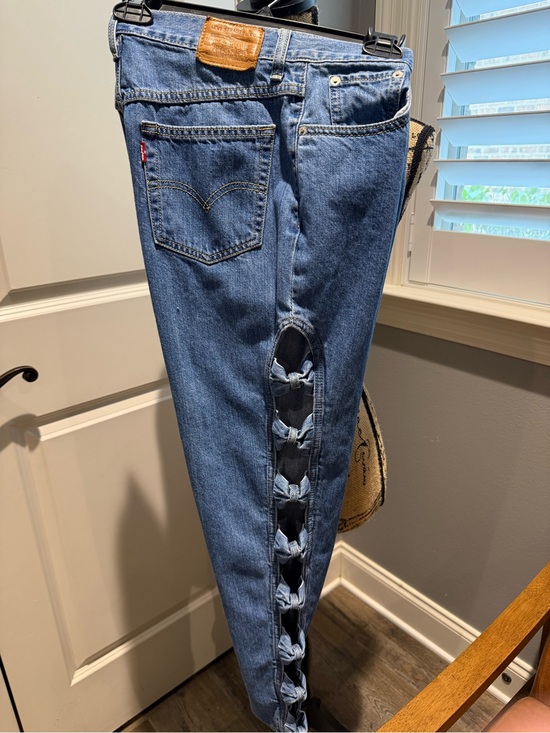 Levi Strauss & Co. Denim - Levi's Side Bow Crop Mom Jeans